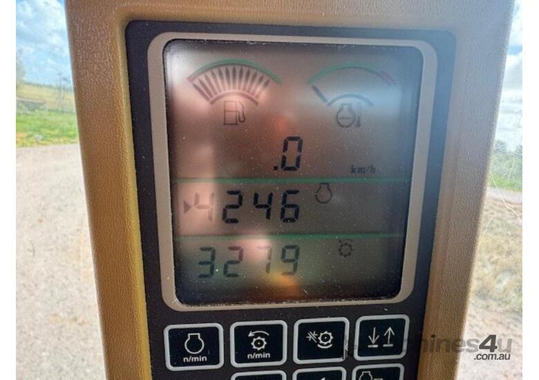 Combine Harvester & Front