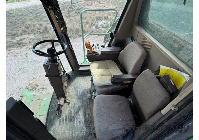 Combine Harvester & Front