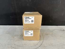 2x Trimble FYGC Antennas - picture1' - Click to enlarge