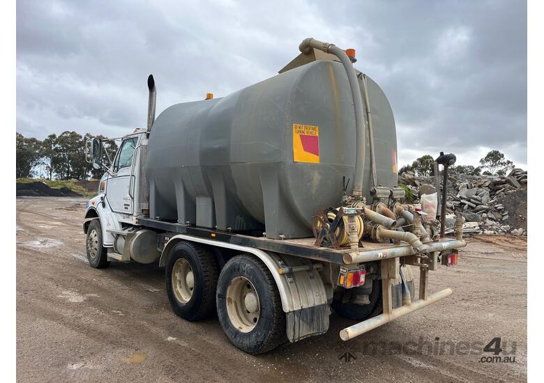 2009 Sterling LT9500 HX Water Cart