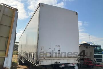 1994 Freighter Maxitrans ST3 Tri Axle Drop Deck Curtainside B Trailer