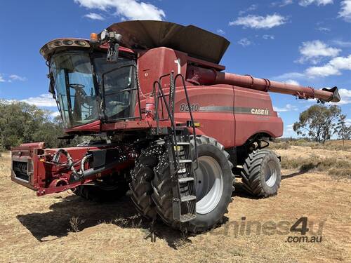 2015 CASE IH 8240 WITH MACDON FRONT