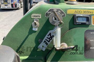 2006 Kanga TD 825 Maxi Mini Loader