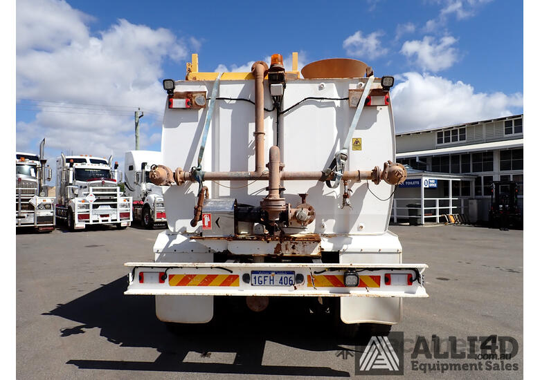 2013 Kenworth T359 8x4 Water Truck