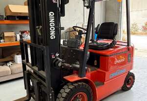 2-Tonne Electric Counterbalance Forklift Excellent Condition