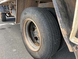 2004 Isuzu NPR 400 Medium Service Body / Crane Truck - picture1' - Click to enlarge