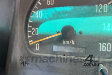 2004 Isuzu NPR 400 Medium Service Body / Crane Truck