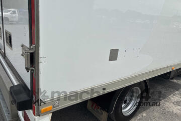 2021 Hino 300 616 Refrigerated Pantech