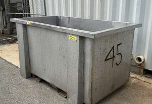 STAINLESS 304 TANK circulation wash down bath vessel 1550L tote tub stillage