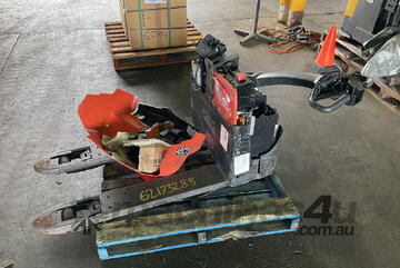 Toyota   LWI160 Pallet Jack