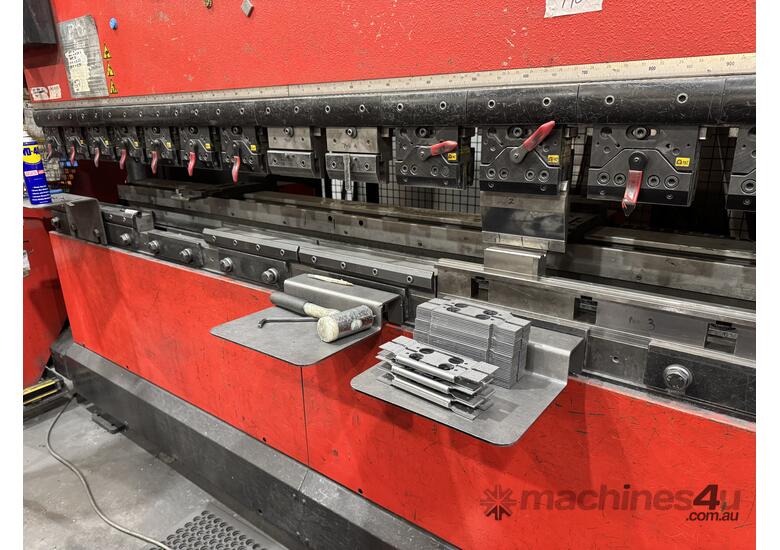 Amada HFE 100-3 Press Brake