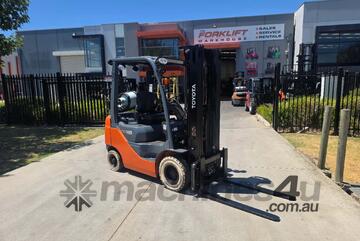 Toyota Forklift 1.8T Container Mast (Unit#:U1010)