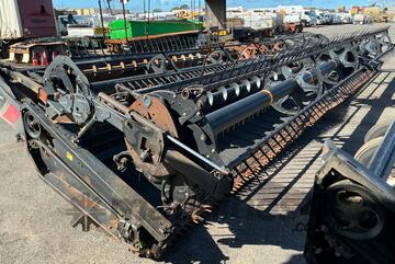 Case 2017   2152 Header Front