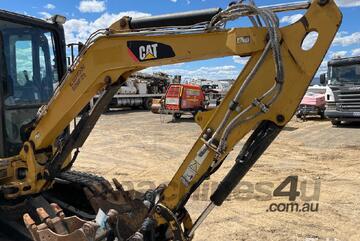 2015 Caterpillar 303.5E Mini Excavator