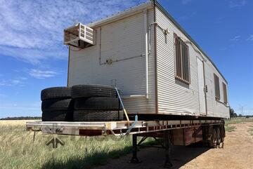 2012 MooreTri-Axle 45ft Trailer