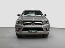 2016 Toyota Hilux SR5 4x4 Dual Cab Utility (Diesel) (Auto) - picture1' - Click to enlarge