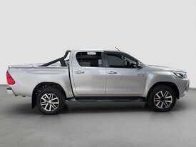 2016 Toyota Hilux SR5 4x4 Dual Cab Utility (Diesel) (Auto) - picture2' - Click to enlarge
