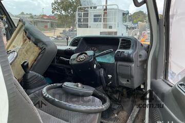2004 Isuzu N3 NPR Tipper Tray Top Crane Truck