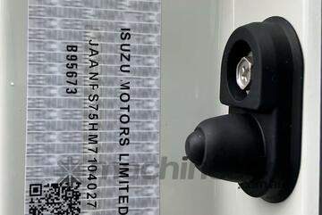 2025 Isuzu NPS 75-155 Cab Chassis