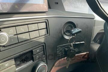 Volvo 2022   FH16 Prime Mover