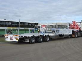 2015 Custom UPT 45ft UPT Heavy Duty Tri axle - picture1' - Click to enlarge