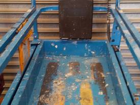 19ft Scissor lift for sale - picture2' - Click to enlarge