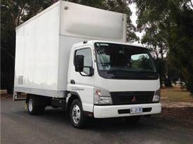 Mitsubishi CANTER Pantech - picture0' - Click to enlarge