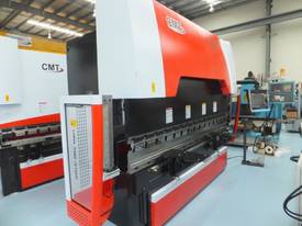 CMT HPR 100  TON | 3100MM CNC PRESS BRAKE - 7 AXIS | 3D CONTROLLER - picture0' - Click to enlarge