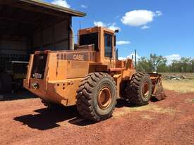 CASE 821B WHEEL LOADER - picture1' - Click to enlarge