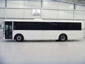 Fuso School Bus Coach Bus - picture1' - Click to enlarge