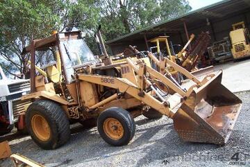 580E case loader , 2 wd , good runner