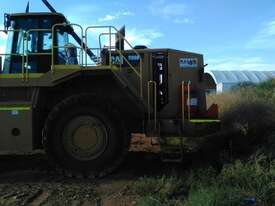 Caterpillar 988H Loader/Tool Carrier Loader - picture1' - Click to enlarge