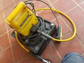 Enerpac with 10 double acting cyl 