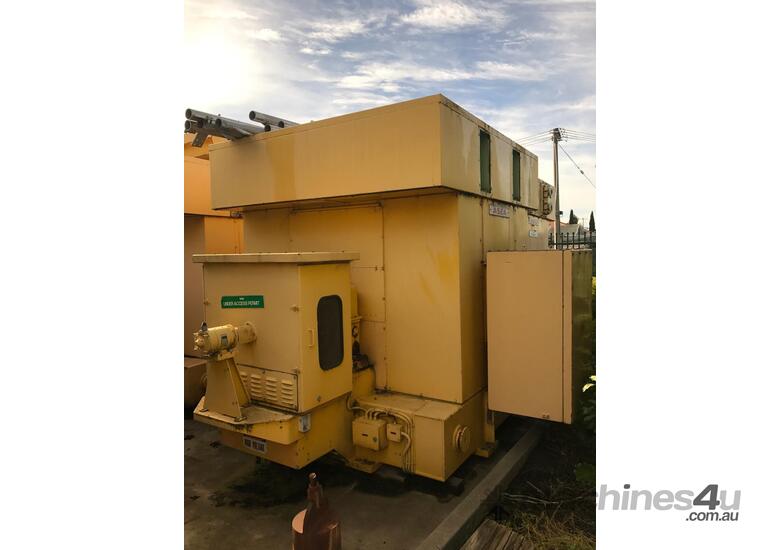 caption 3240 kw 4300 hp 8 pole 11000 v Slip Ring Motor