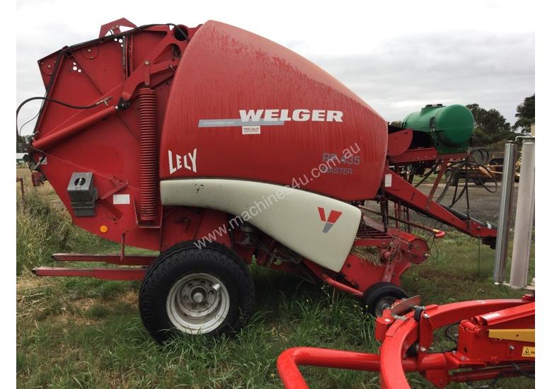 caption Welger RP435 Round Baler Hay/Forage Equip