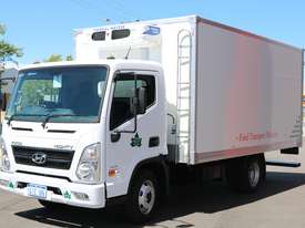 HYUNDAI MIGHTY EX4 REFRIGERATED TRUCK FOR SALE - picture0' - Click to enlarge