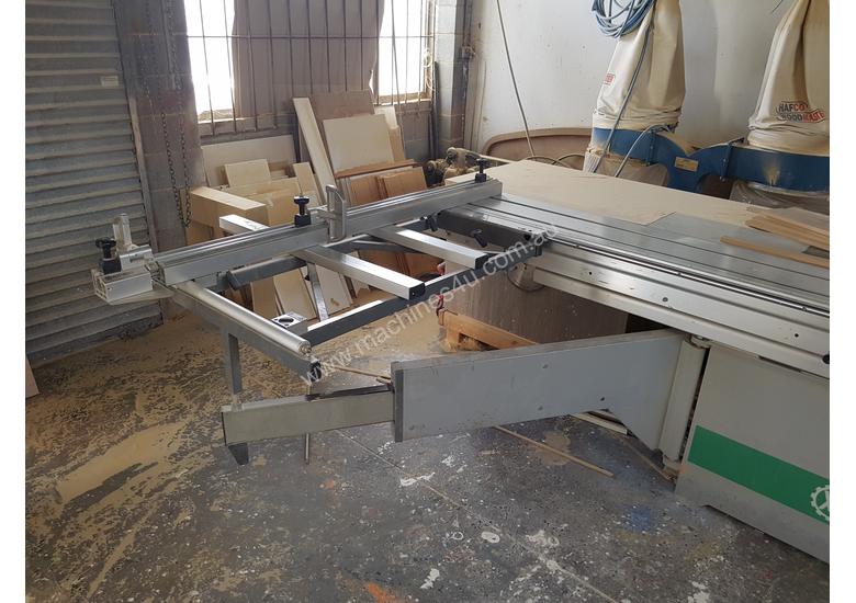 caption Panel saw in excellent working order
