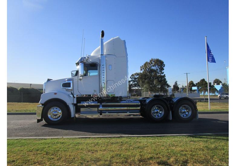 caption Freightliner Coronado Primemover Truck