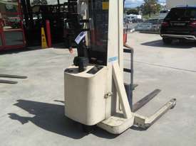  CROWN 20MT90A 1.0T ELECTRIC WALK BEHIND FORKLIFT  - picture0' - Click to enlarge
