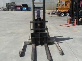  CROWN 20MT90A 1.0T ELECTRIC WALK BEHIND FORKLIFT  - picture1' - Click to enlarge