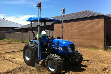   Holland Boomer 50 Laser Tractor Precision Grading & Levelling Solution