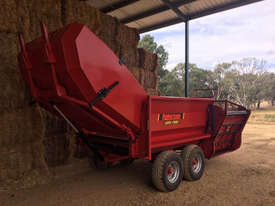 Robertson Super Comby Bale Wagon/Feedout Hay/Forage Equip - picture1' - Click to enlarge