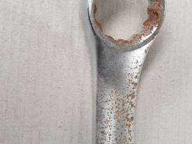 Urrea 42mm Metric Spanner Wrench Ring / Open Ender Combination 1242MA - picture2' - Click to enlarge