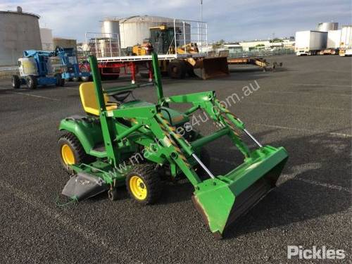 2011 John Deere X748 Ultimate