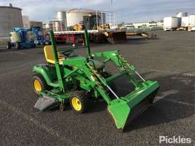 2011 John Deere X748 Ultimate - picture0' - Click to enlarge