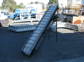 Incline Elevator Conveyor - 1.7m high - picture0' - Click to enlarge