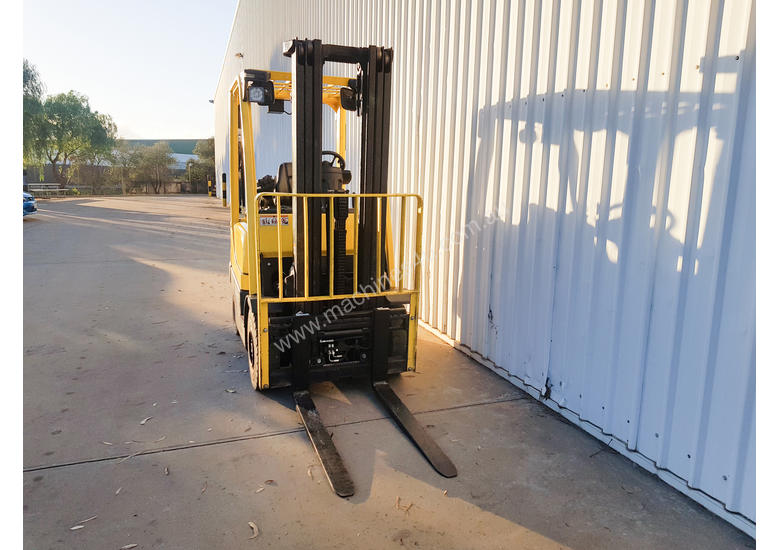 caption 1.8T LPG Counterbalance Forklift
