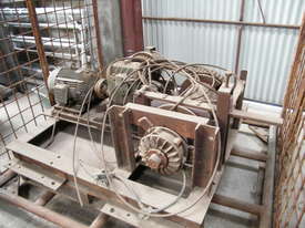 winch 3 ph 7.5 kw - picture0' - Click to enlarge