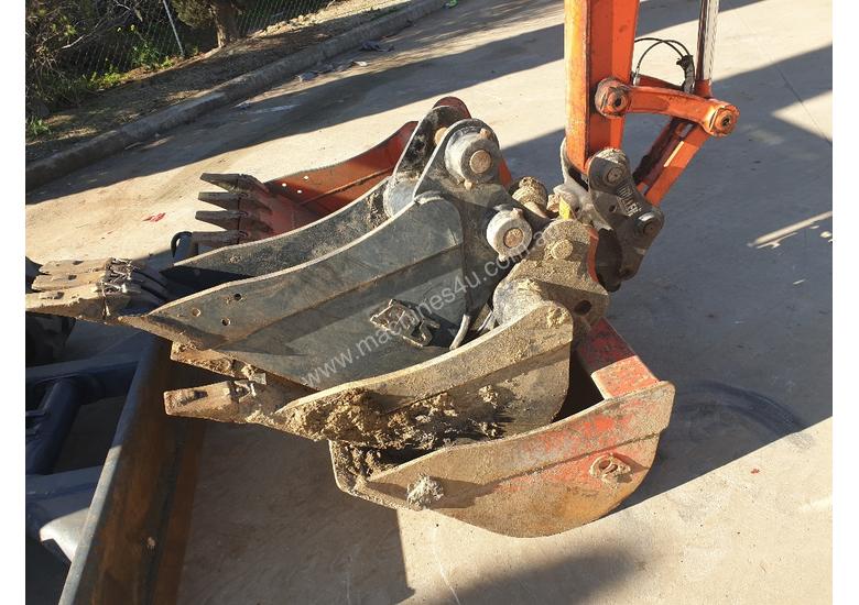 caption 2018 KUBOTA KX91-3 EXCAVATOR WITH FULL A/C CABIN, 170 HOURS