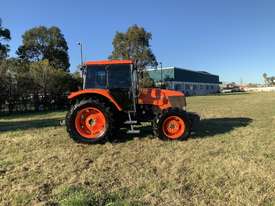 Kubota M95X Tractor - picture0' - Click to enlarge